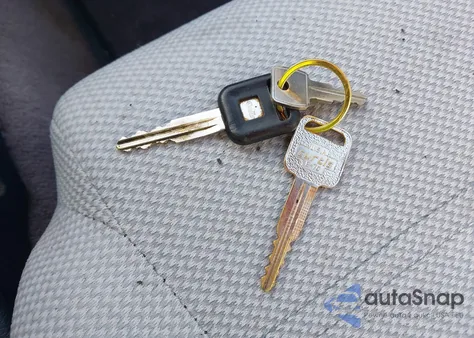 1990 Geo Storm 2+2 z USA, uszkodzony, nr VIN J81RF236XL7574243